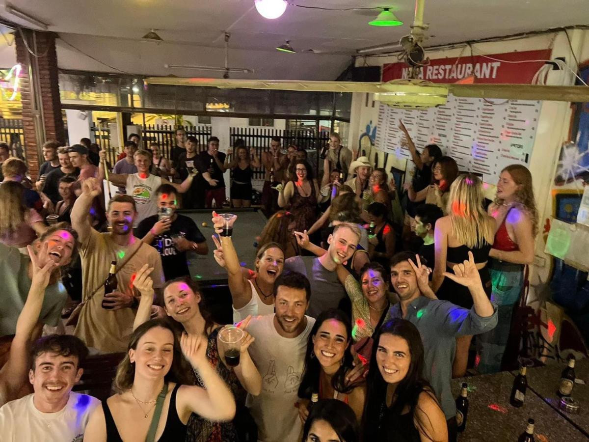 Nana Backpackers Hostel Vang Vieng Εξωτερικό φωτογραφία