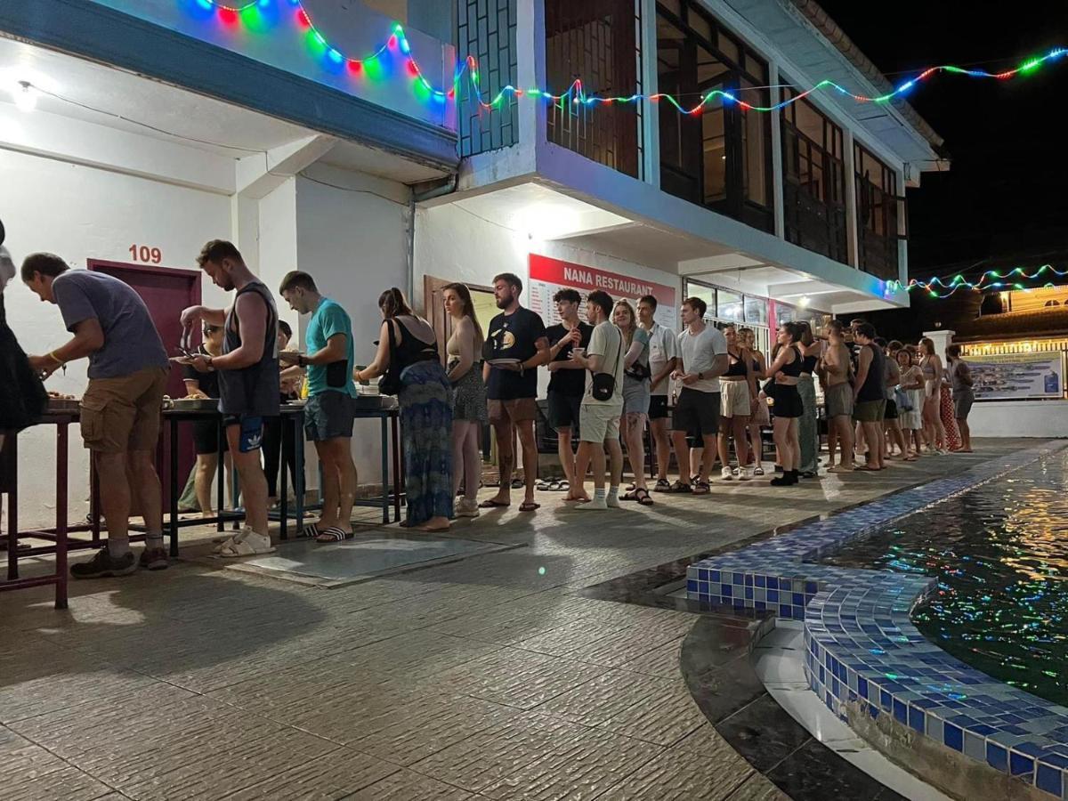 Nana Backpackers Hostel Vang Vieng Εξωτερικό φωτογραφία