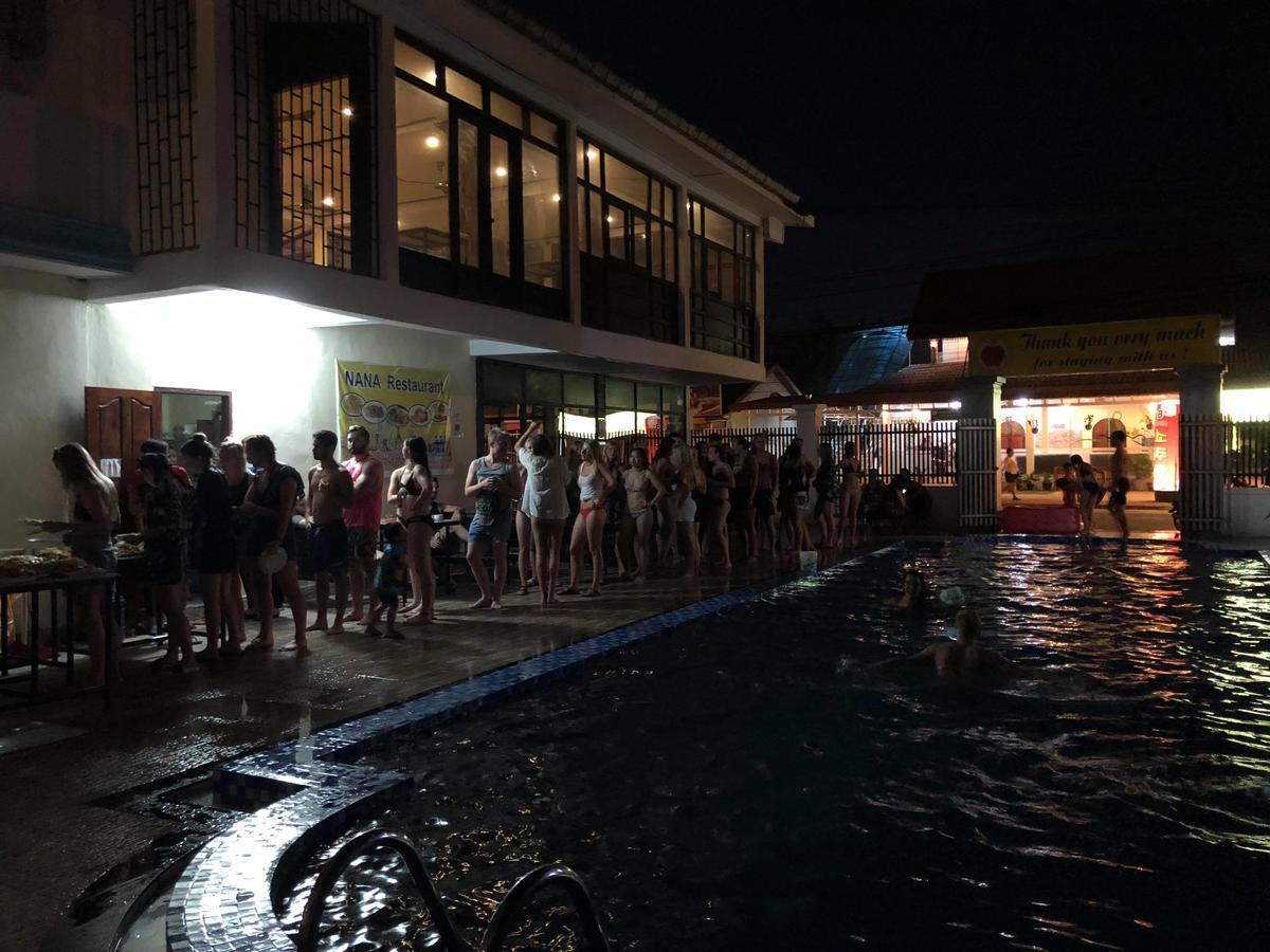 Nana Backpackers Hostel Vang Vieng Εξωτερικό φωτογραφία