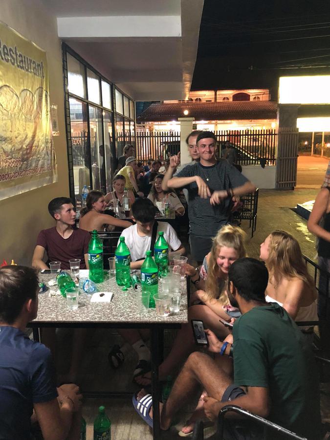 Nana Backpackers Hostel Vang Vieng Εξωτερικό φωτογραφία
